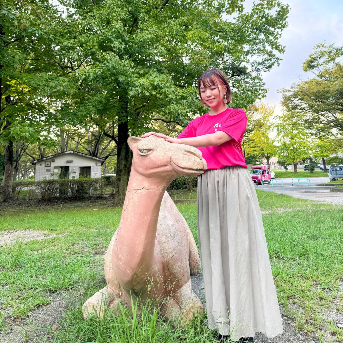 ラクダさんのご機嫌を取る