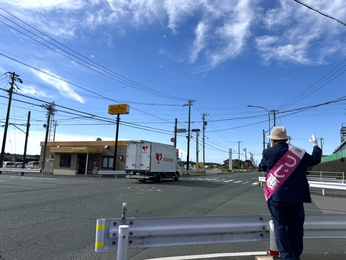 かつさと浜道店さん前で街頭演説